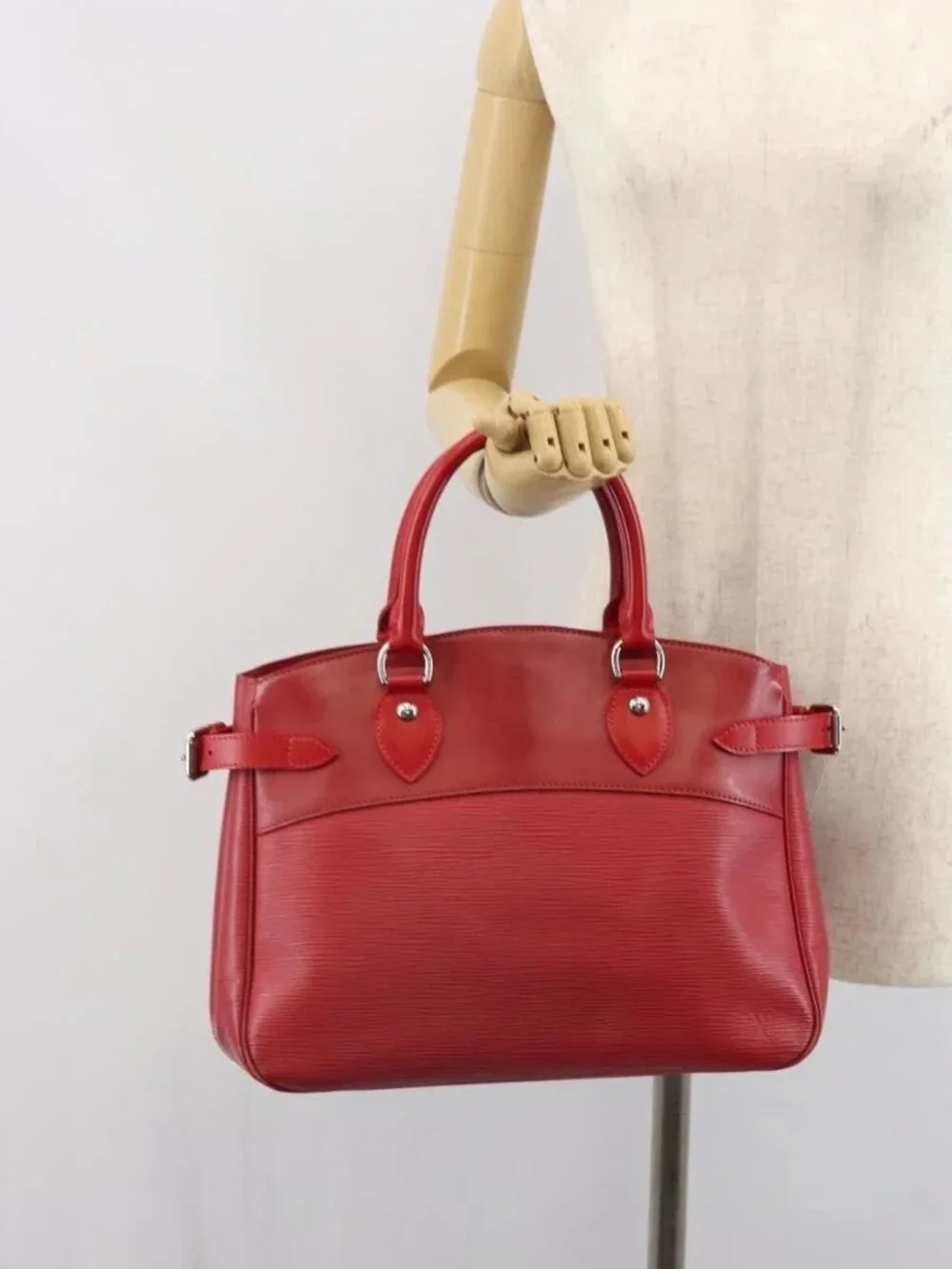 LOUIS VUITTON Epi Passy PM Hand Bag Red M5926E LV Auth yk19943 - Picture 1 of 16